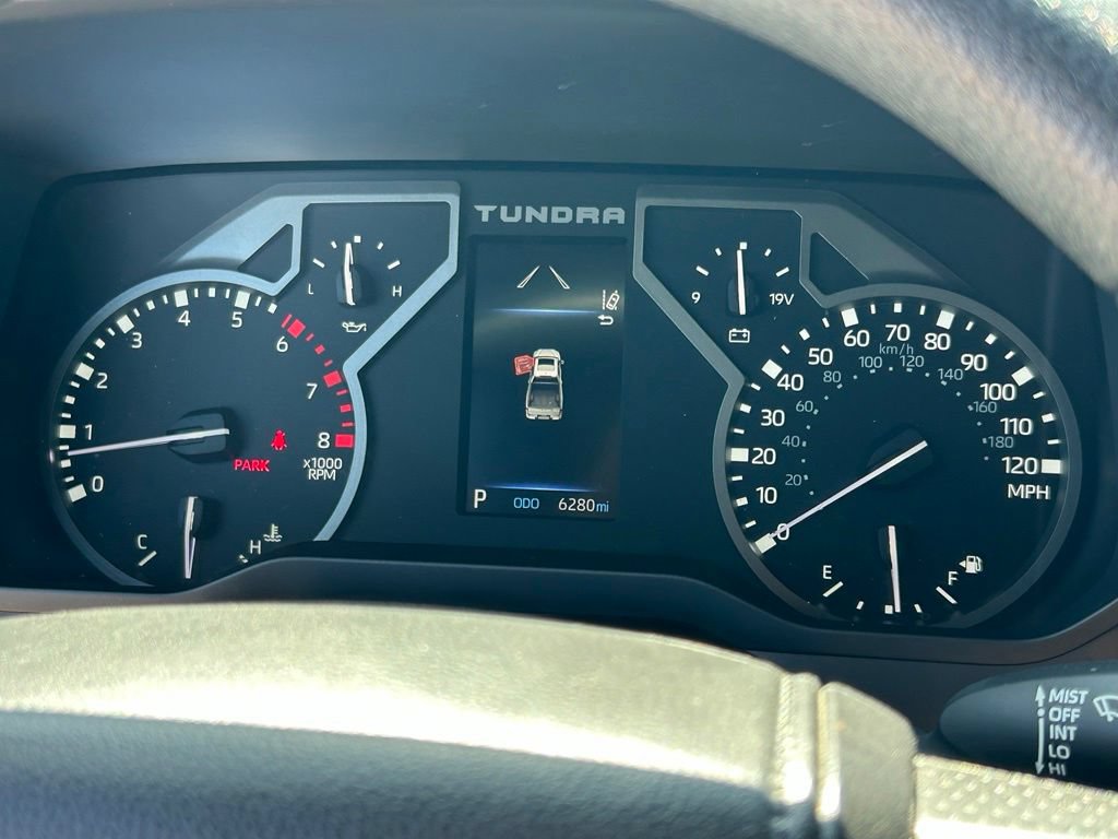 Used 2025 Toyota Tundra SR w/ SR Tow Package AWD/4WD image 28