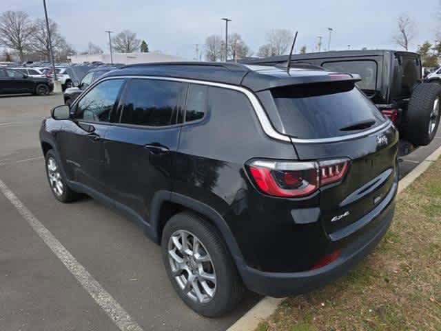 Used 2022 Jeep Compass Latitude image 4