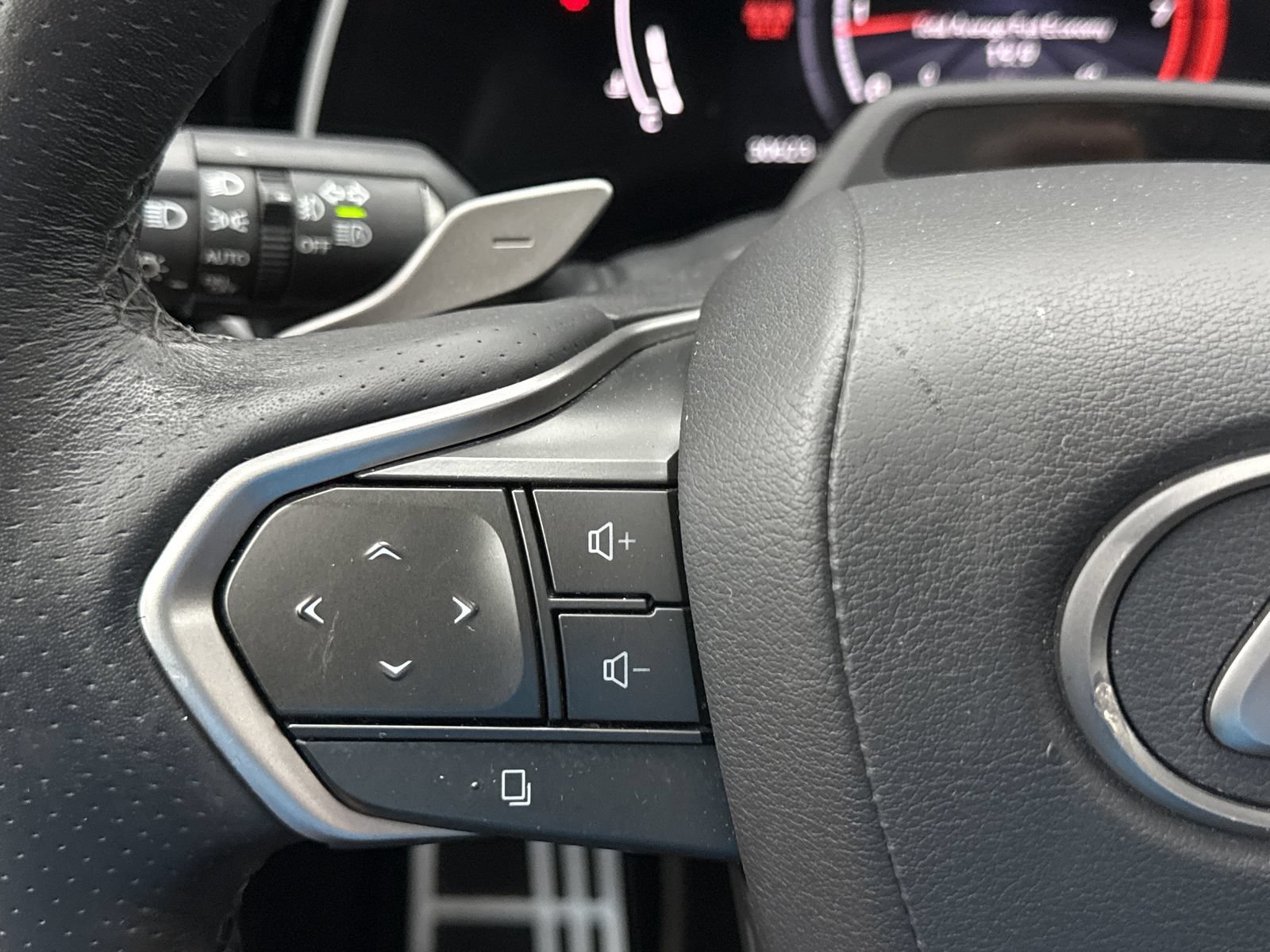 Used 2024 Lexus RX 350 F Sport w/ Convenience Package AWD/4WD image 21
