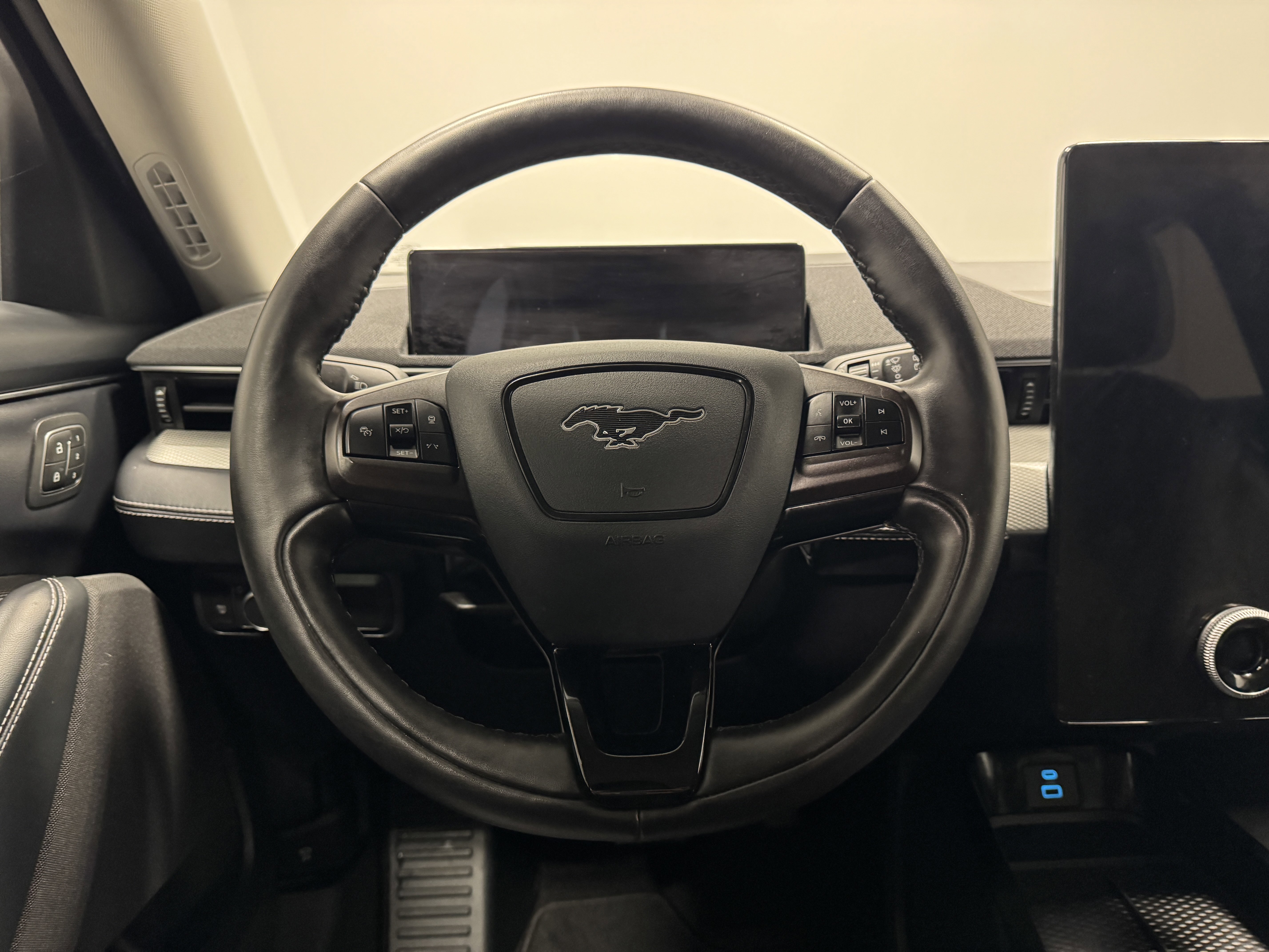 Used 2021 Ford Mustang Mach-E Select w/ Comfort/Technology Package image 20