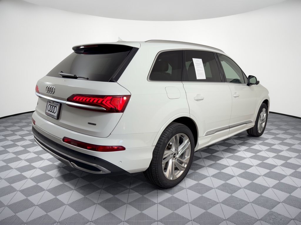 Used 2021 Audi Q7 2.0T Premium w/ Convenience Package AWD/4WD image 9