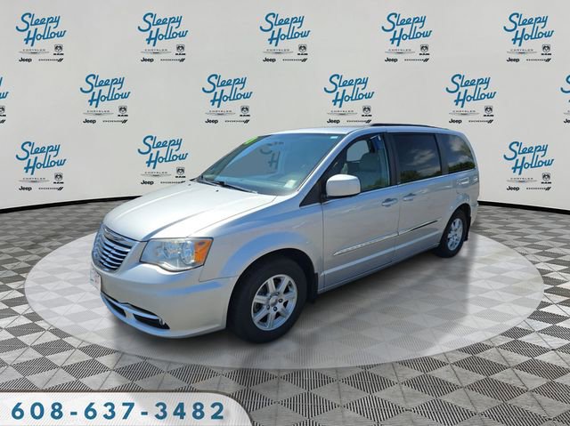 Used 2011 Chrysler Town & Country Touring w/ Entertainment Group #1 FWD image 1