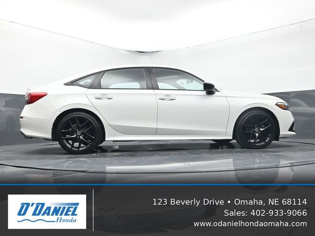 Used 2023 Honda Civic Sport image 12