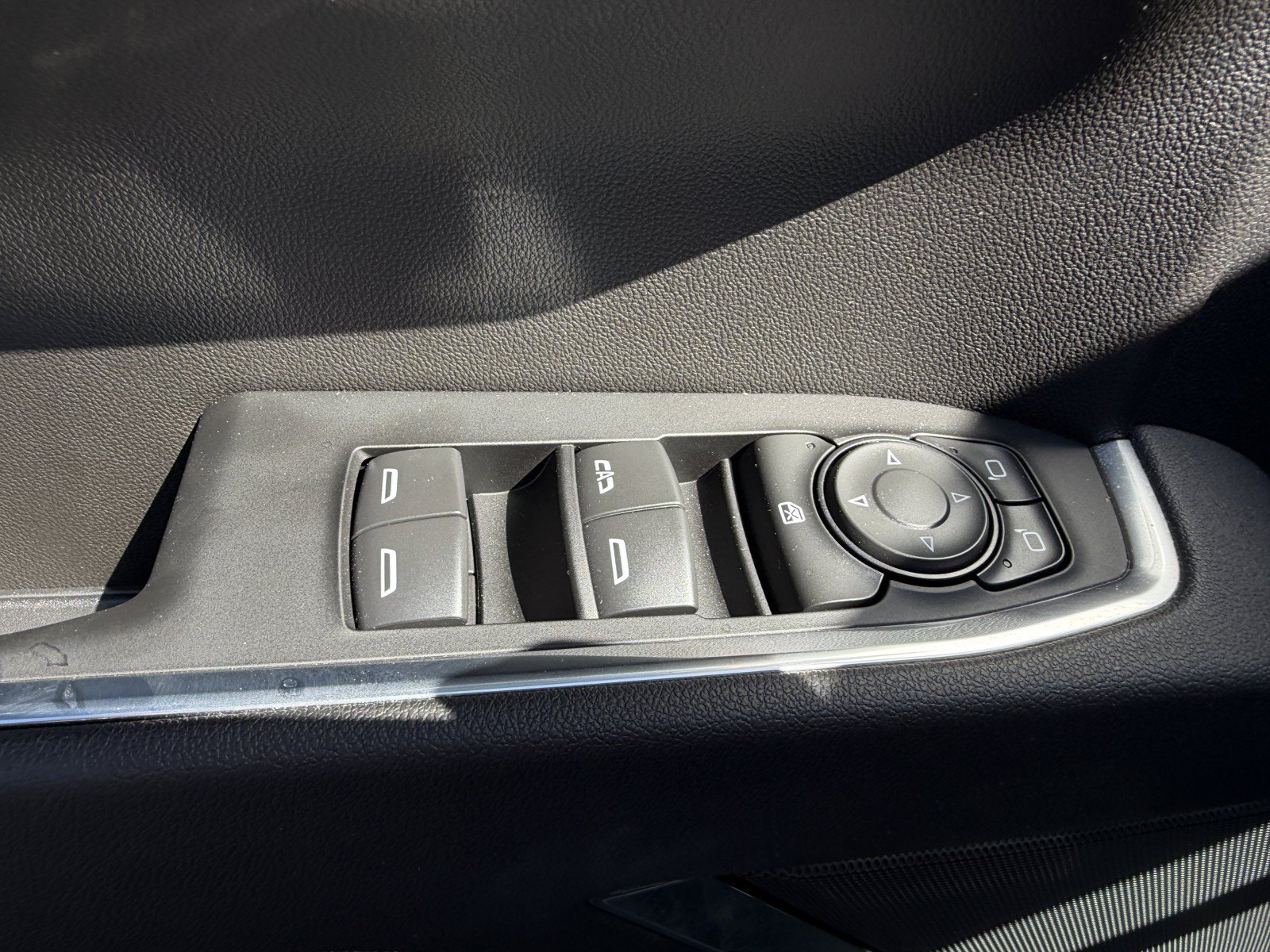 Used 2026 Chevrolet Silverado 1500 RST AWD/4WD image 19