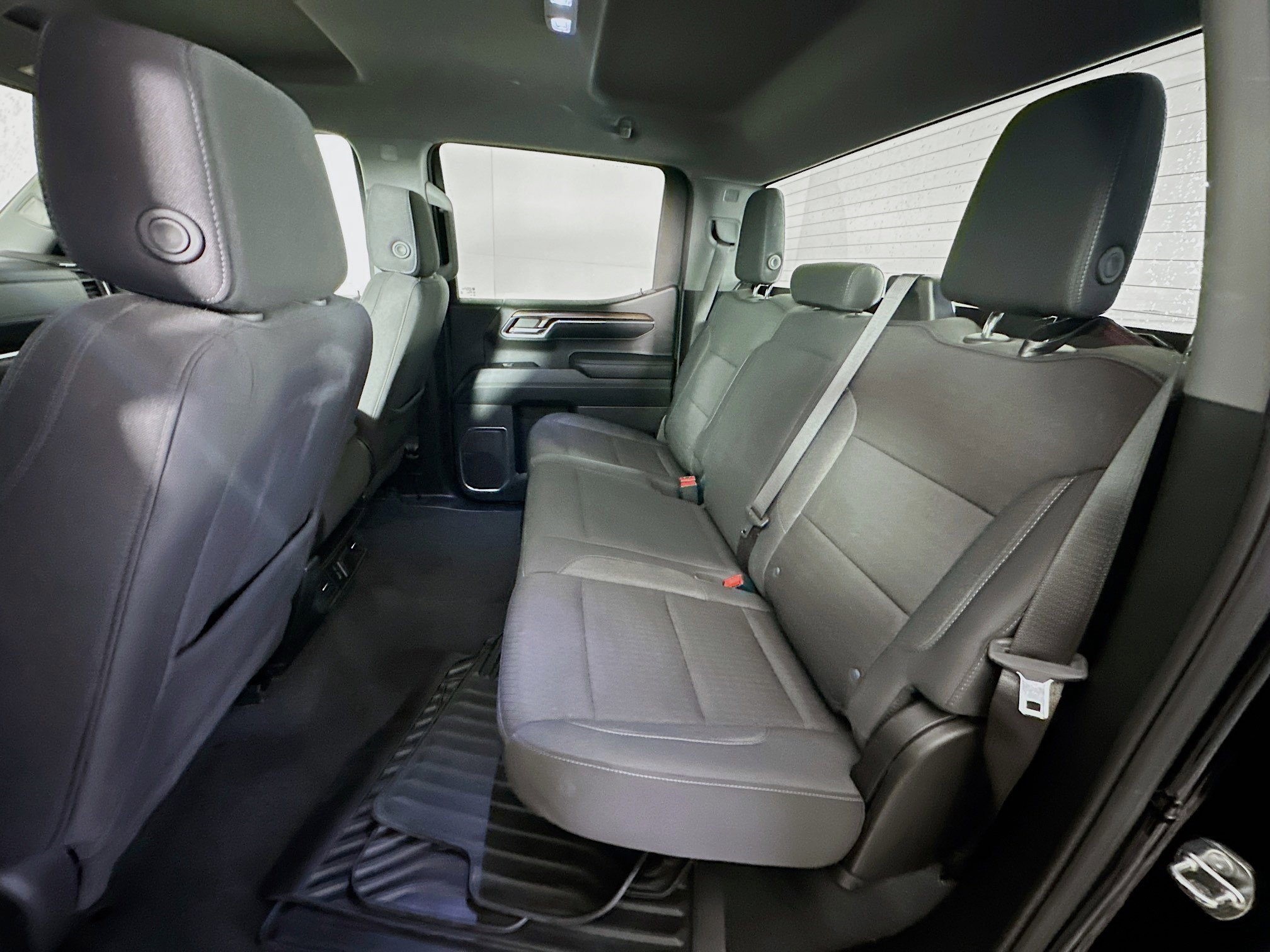 Used 2024 Chevrolet Silverado 1500 LT image 26