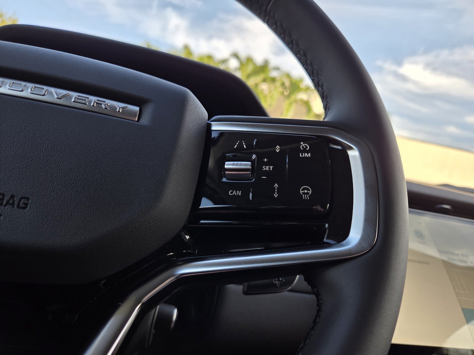 New 2025 Land Rover Discovery Sport S AWD/4WD image 20