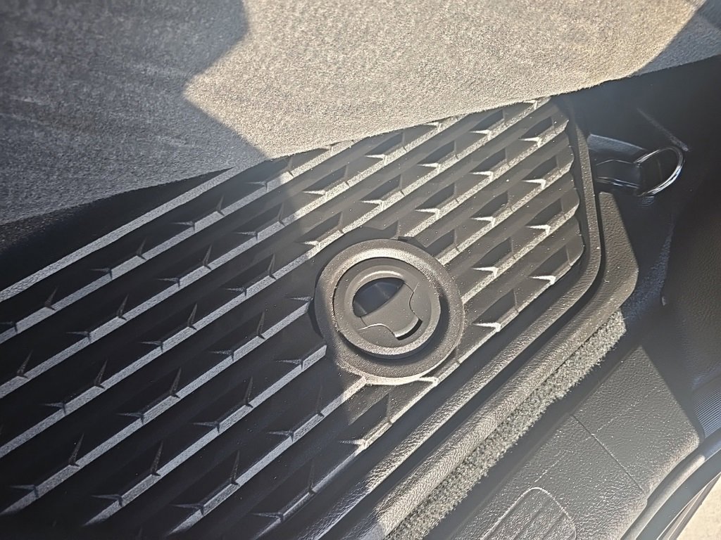 Used 2025 RAM 1500 Laramie image 10