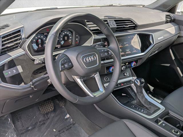 Certified 2024 Audi Q3 2.0T Premium w/ Convenience Package AWD/4WD image 10