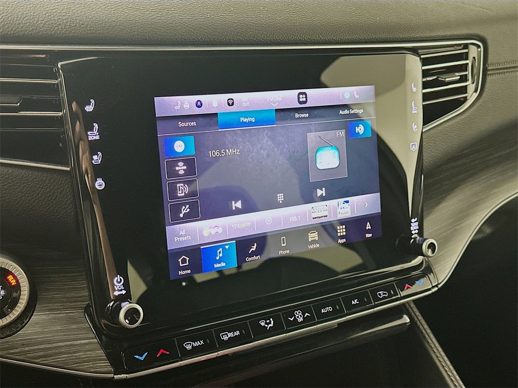 Used 2024 Jeep Wagoneer Series II w/ Flexible Seating Group image 17