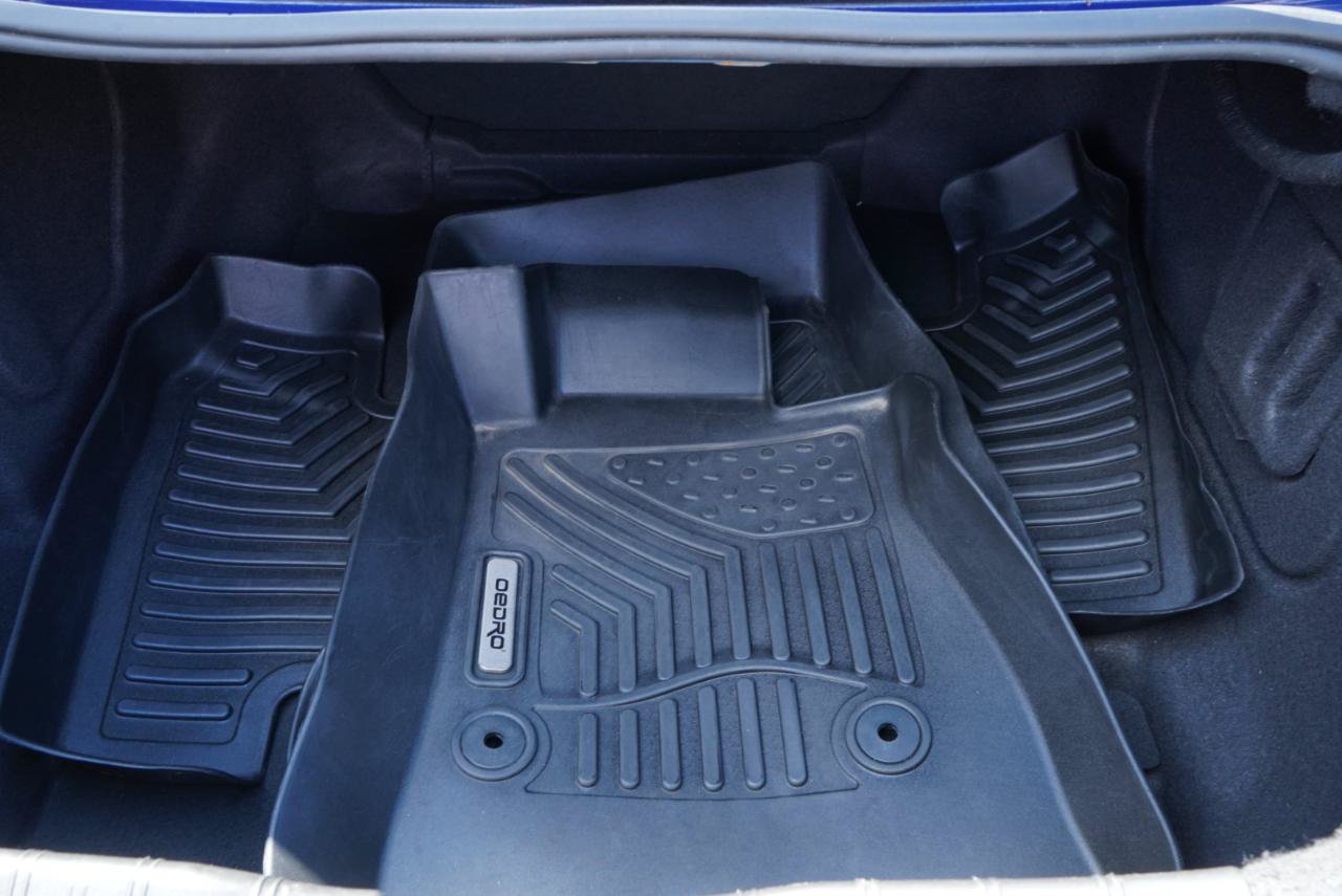 Used 2020 Chevrolet Camaro SS RWD image 48