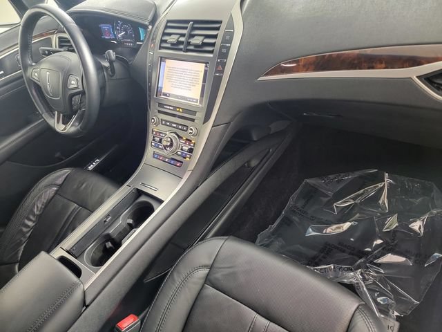 Used 2017 Lincoln MKZ Reserve w/ Climate Package FWD image 19