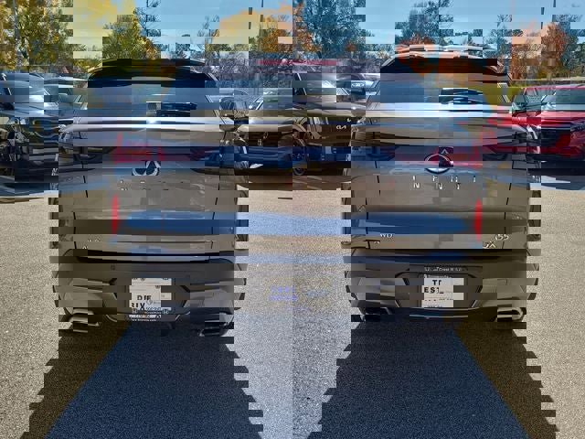 Used 2023 INFINITI QX55 Essential image 7