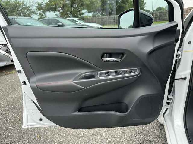 New 2025 Nissan Versa SR w/ Trunk Package image 14