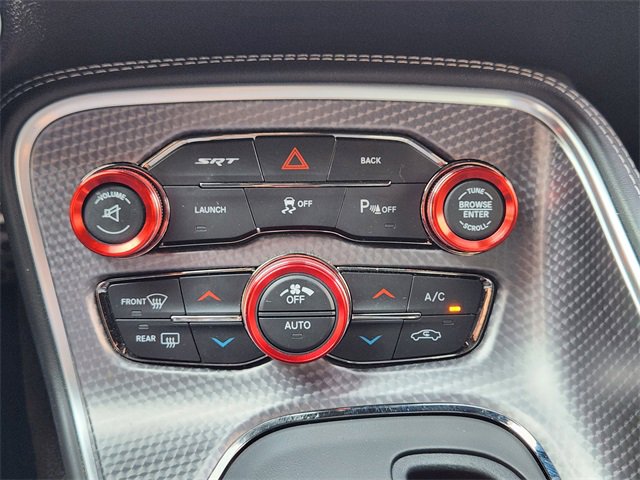 Used 2016 Dodge Challenger SRT Hellcat image 17