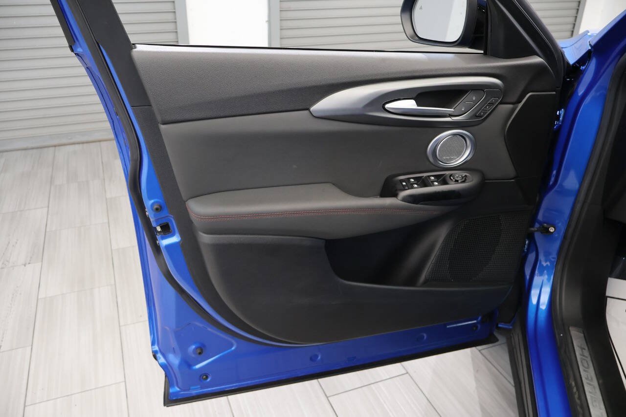 Used 2024 Dodge Hornet R/T Plus AWD/4WD image 14