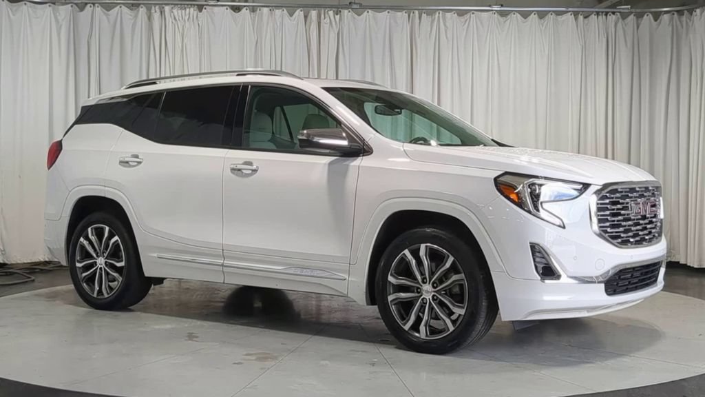 Used 2020 GMC Terrain Denali AWD/4WD image 3