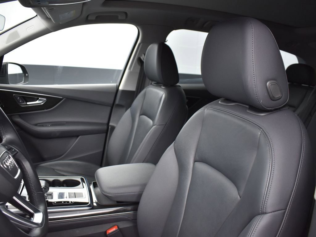 Used 2023 Audi Q7 3.0T Premium Plus image 13