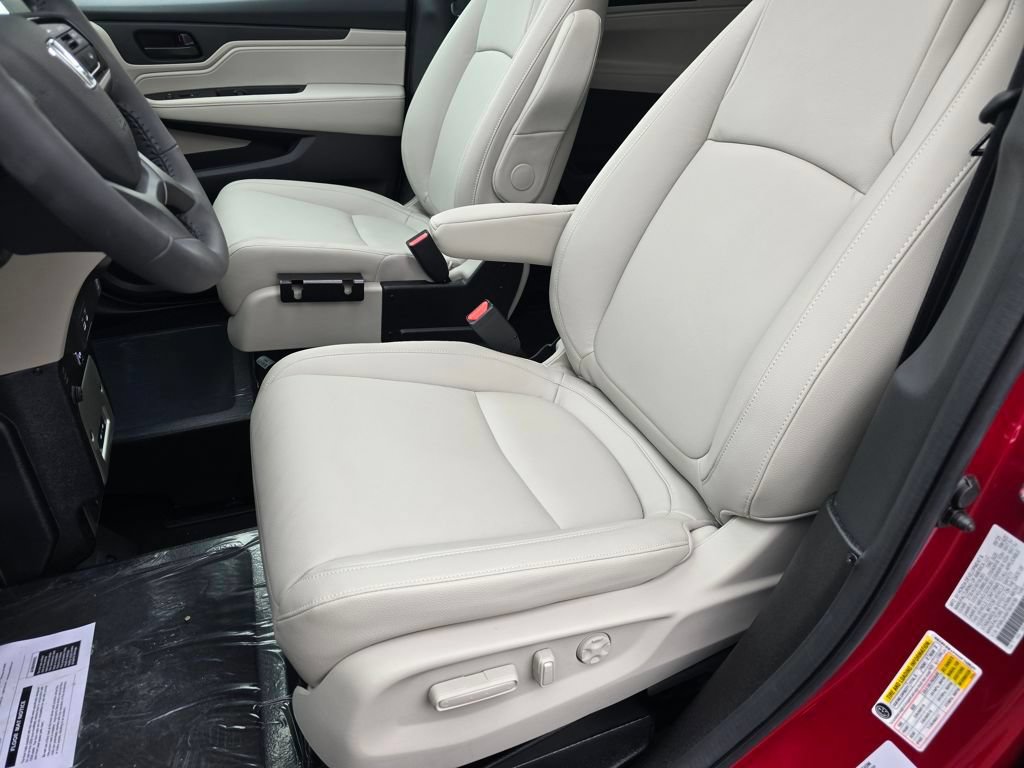 Used 2026 Honda Odyssey EX-L image 19
