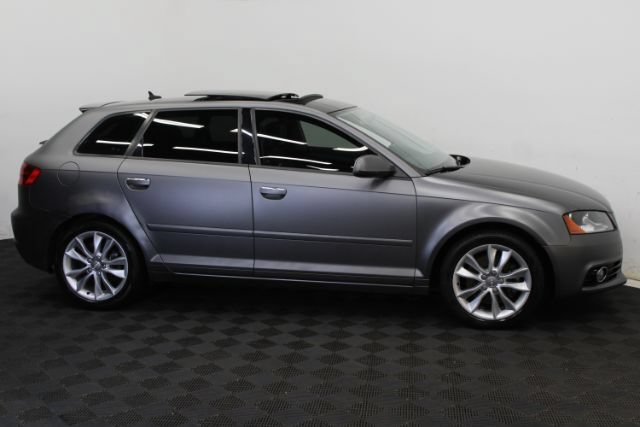 Used 2013 Audi A3 2.0T Premium w/ Bluetooth Value Pkg FWD image 4