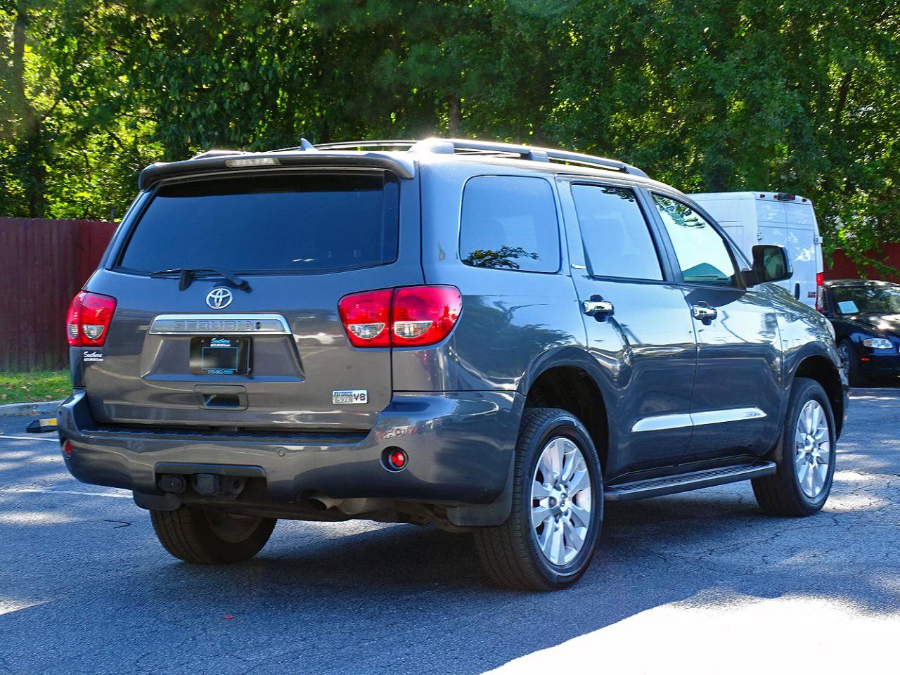 Used 2013 Toyota Sequoia Platinum RWD image 9
