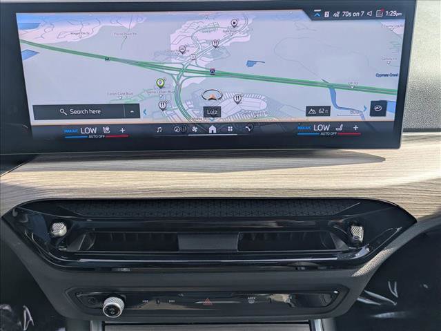 Used 2025 BMW 330i Sedan image 14