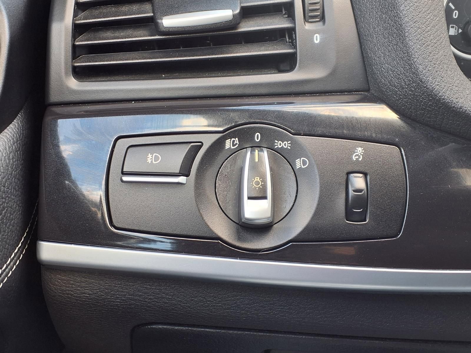 Used 2013 BMW X3 xDrive35i image 25