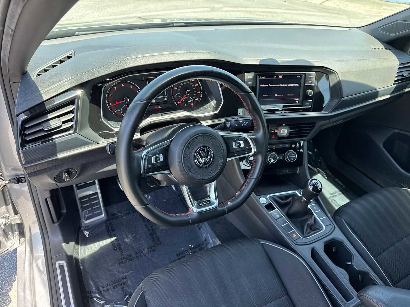 Used 2020 Volkswagen Jetta GLI image 2