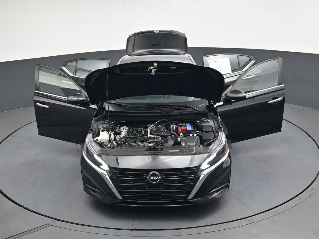Used 2024 Nissan Altima 2.5 SV FWD image 52
