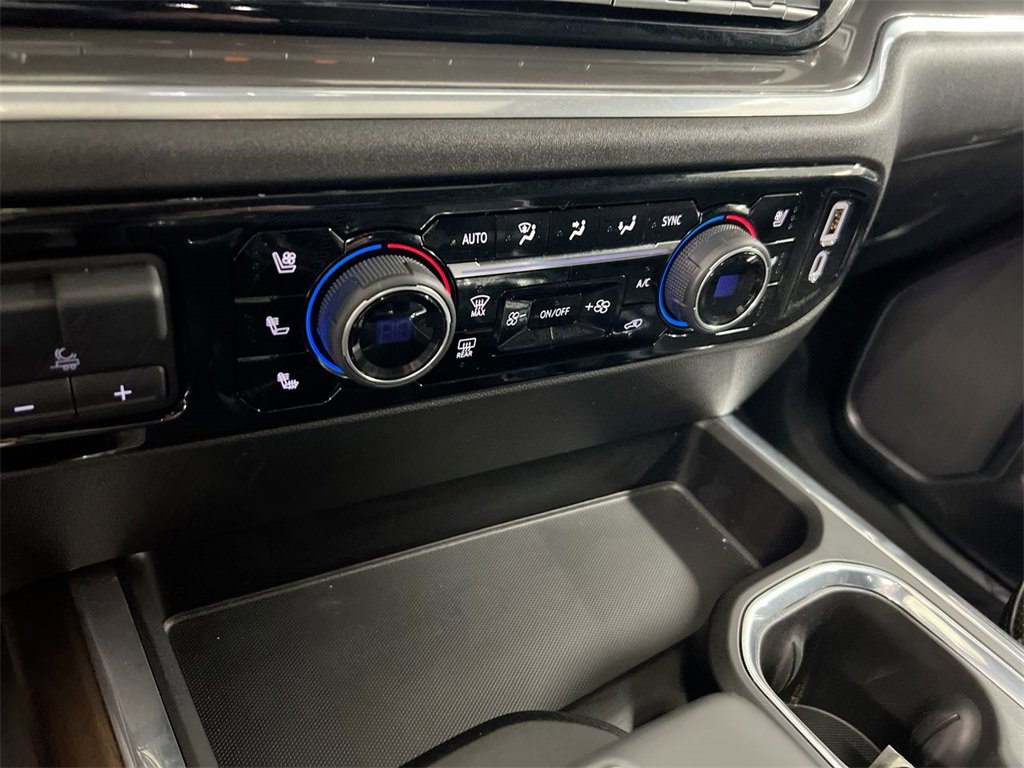 New 2025 Chevrolet Silverado 1500 High Country w/ Midnight Edition image 17
