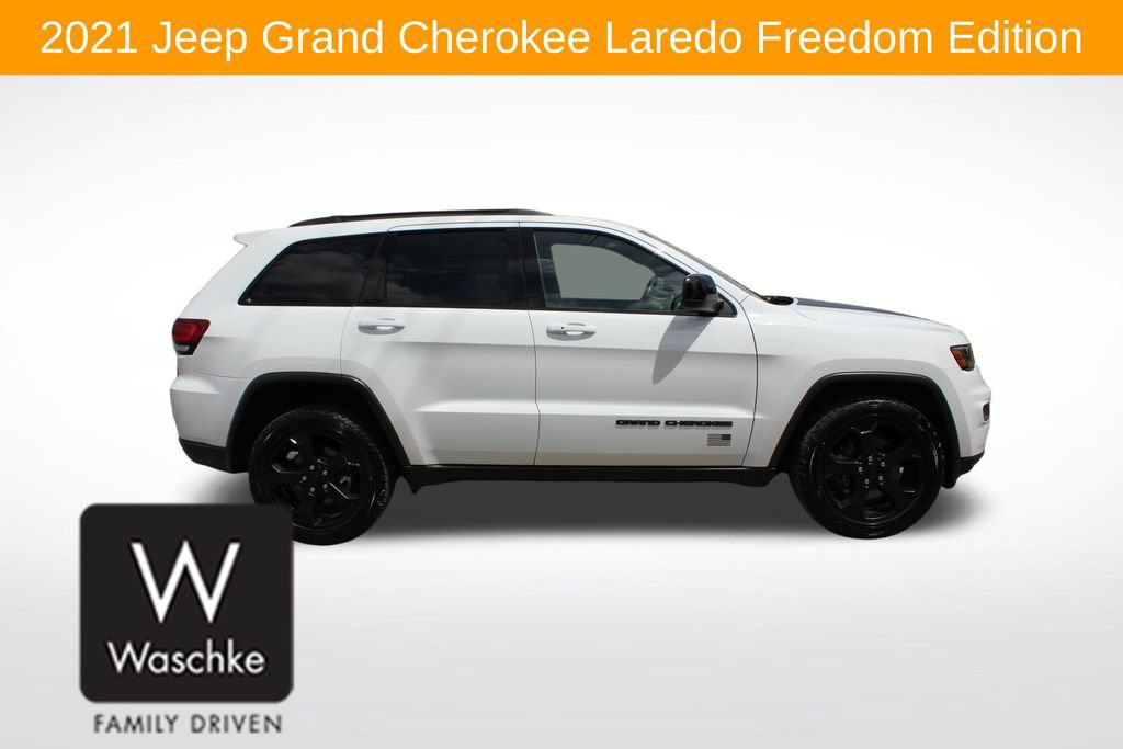 Used 2021 Jeep Grand Cherokee Freedom Edition AWD/4WD image 9