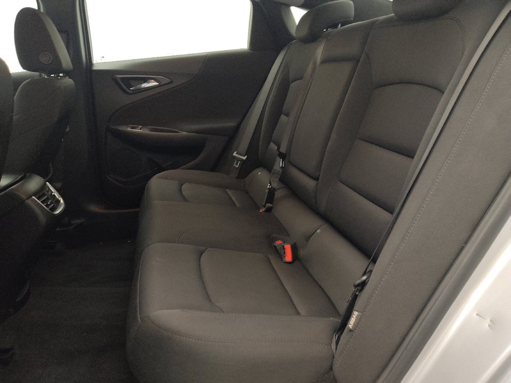 Used 2021 Chevrolet Malibu LT FWD image 18