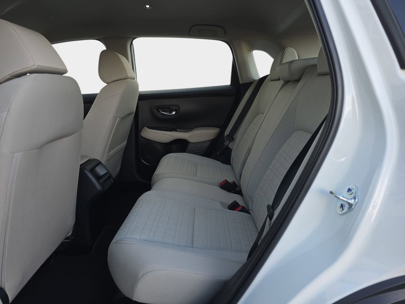 Used 2025 Honda HR-V LX image 14