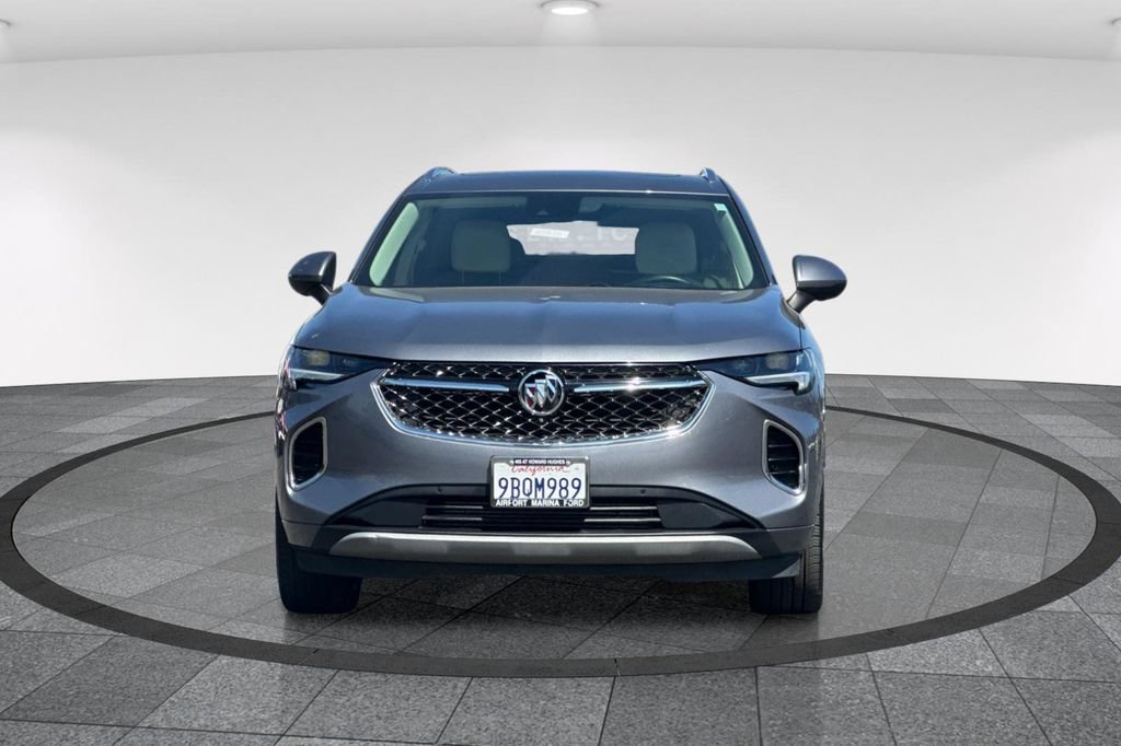 Used 2022 Buick Envision Avenir w/ Technology Package II FWD image 11