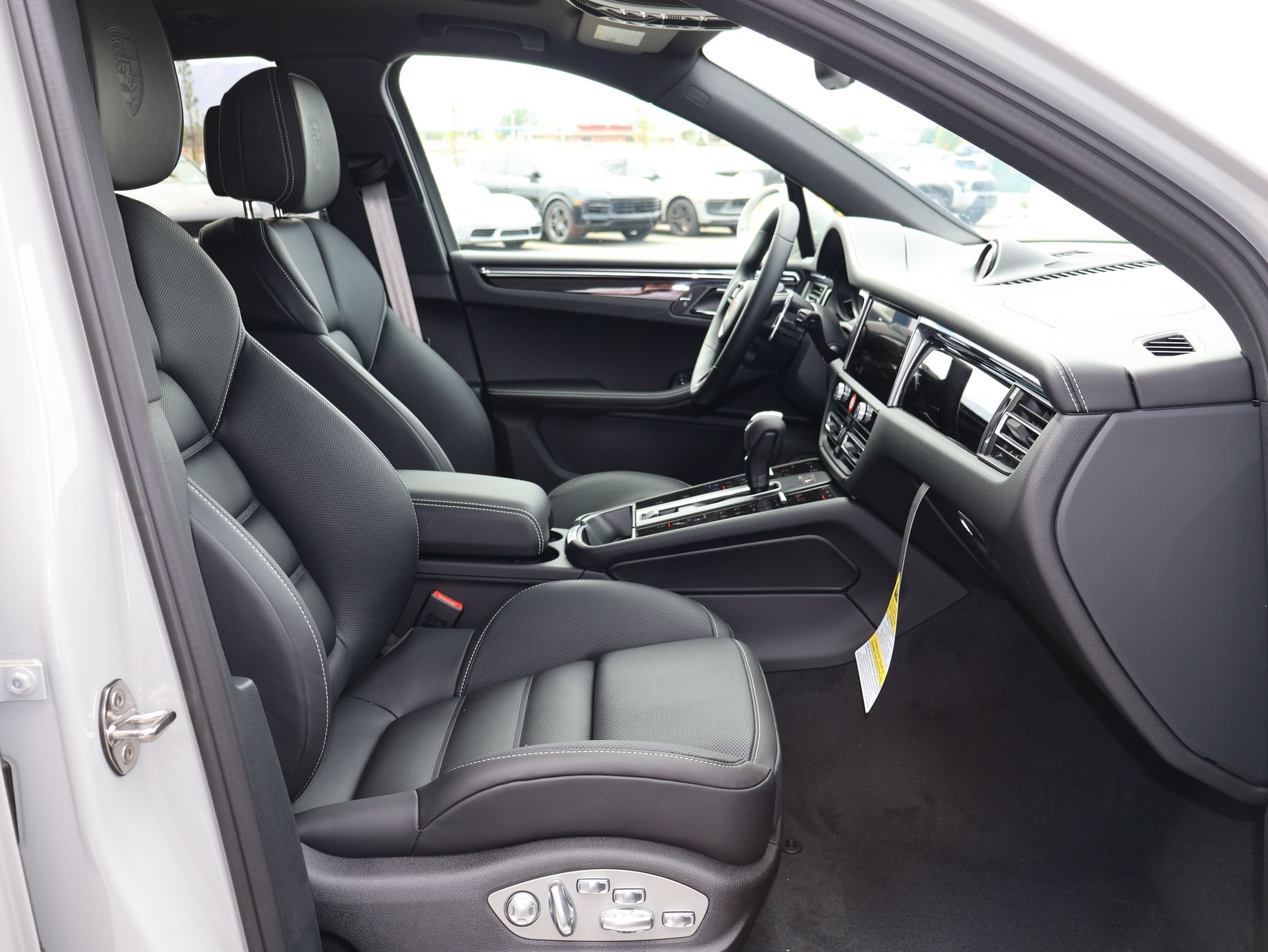 New 2026 Porsche Macan S AWD/4WD image 29