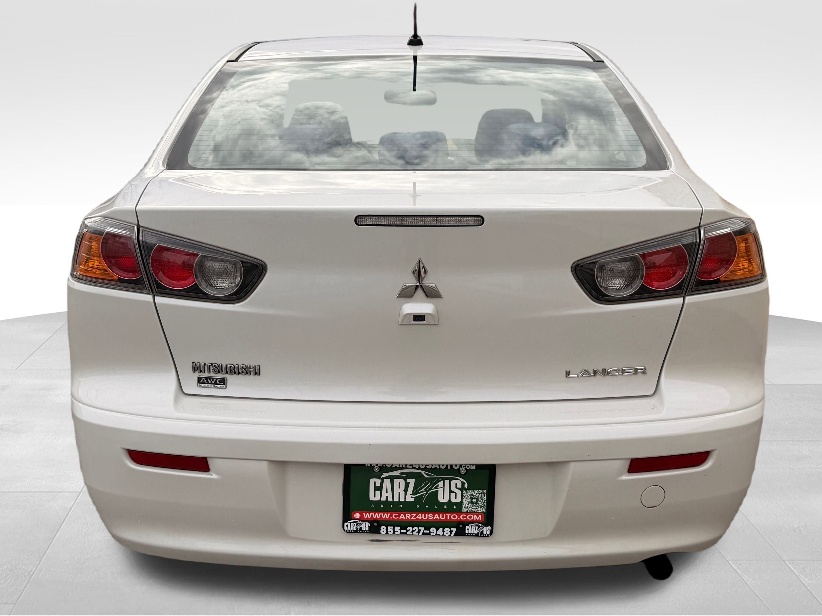 Used 2017 Mitsubishi Lancer ES image 8