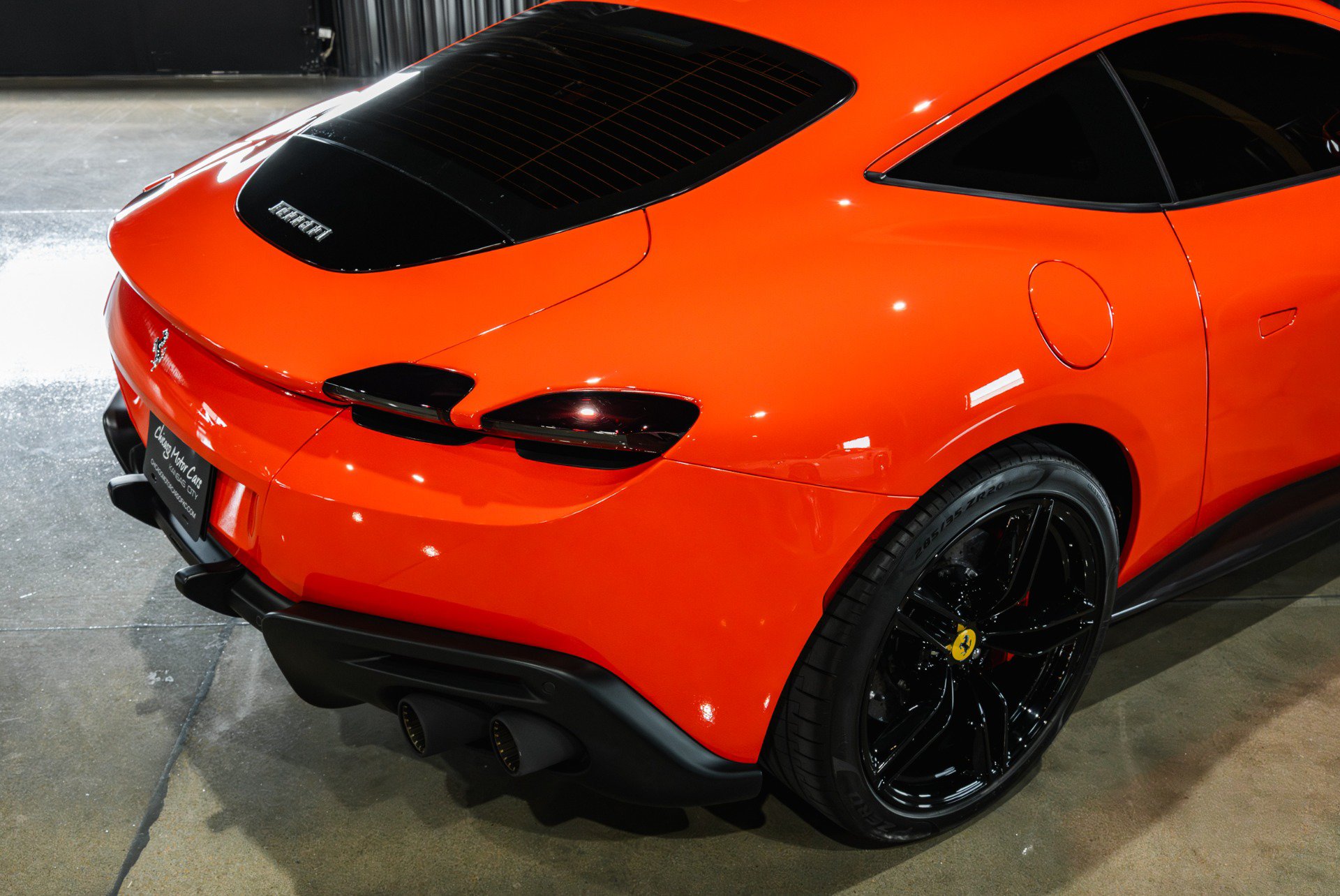 Used 2021 Ferrari Roma RWD image 25