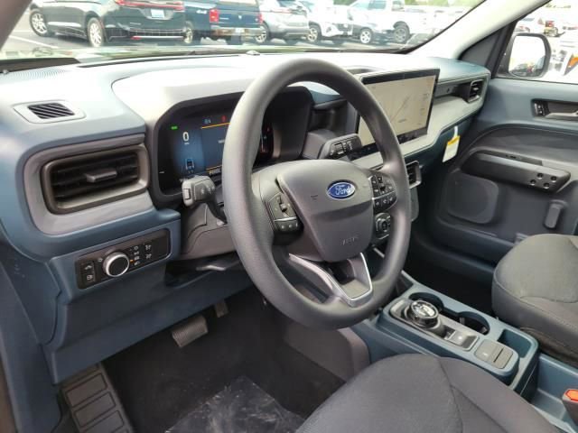 New 2025 Ford Maverick XL image 18