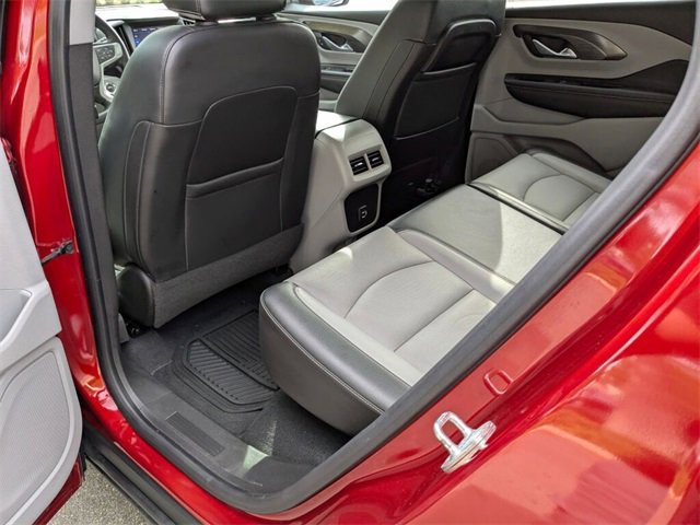 Used 2022 GMC Terrain SLT image 31