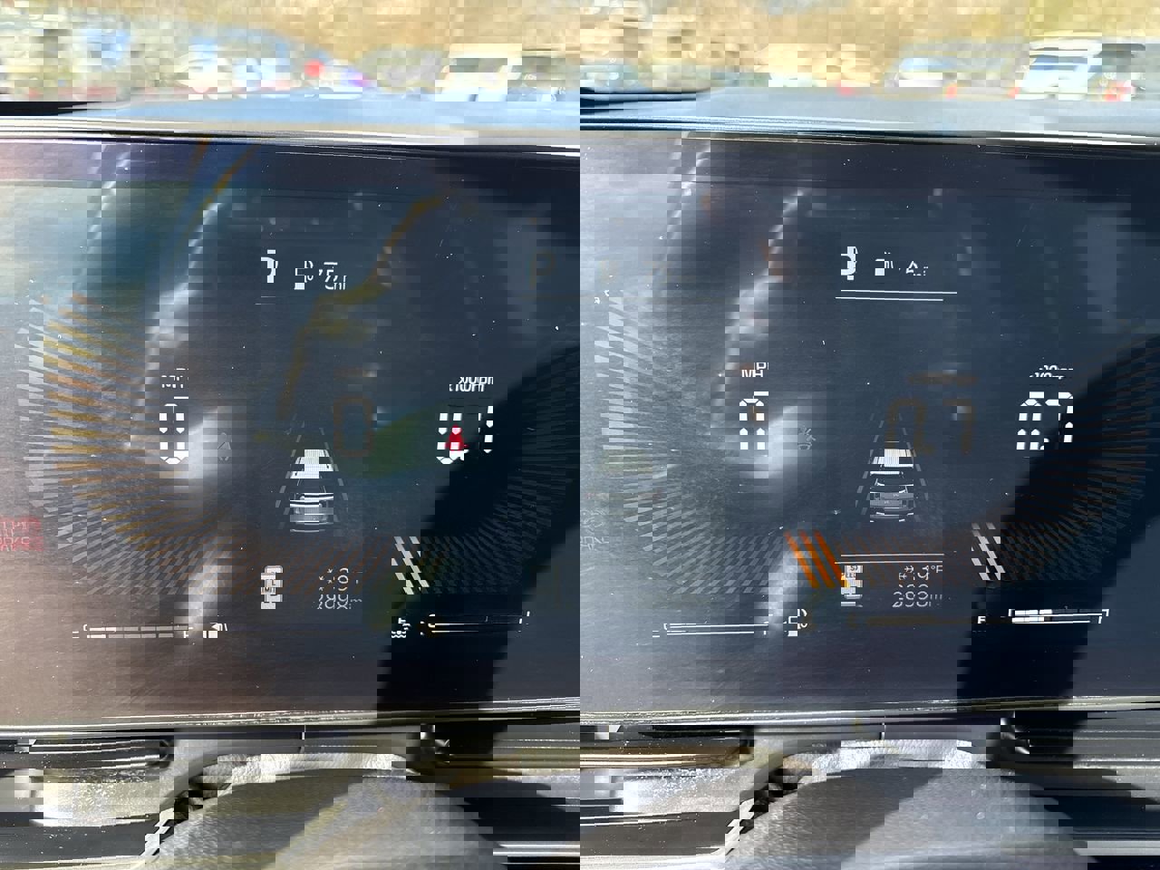 Used 2025 Kia Carnival image 16