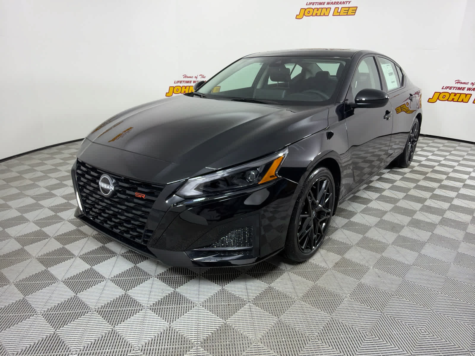 New 2026 Nissan Altima 2.5 SR w/ SR Midnight Edition Package FWD image 1