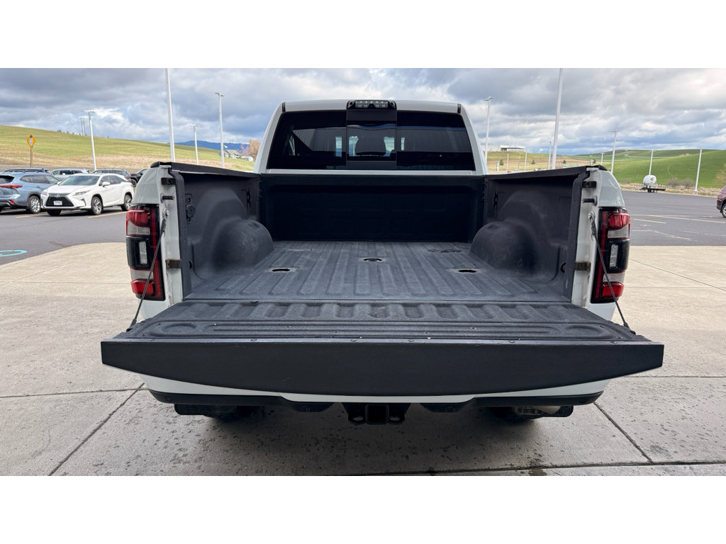 Used 2020 RAM 3500 Laramie AWD/4WD image 8