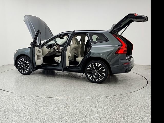 New 2026 Volvo XC60 B5 Ultra w/ Climate Package AWD/4WD image 12
