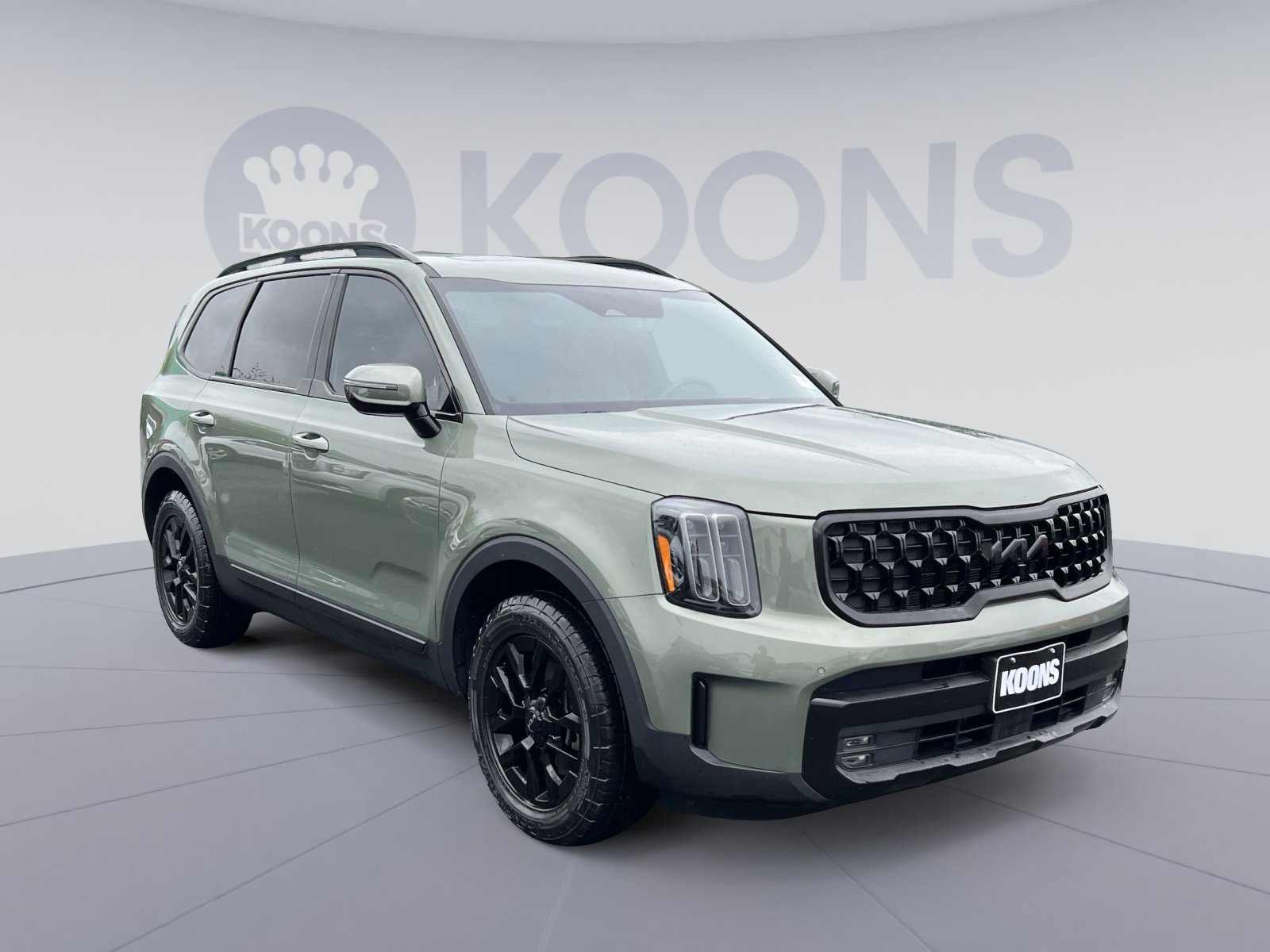 Used 2023 Kia Telluride SX Prestige X-Pro AWD/4WD image 2