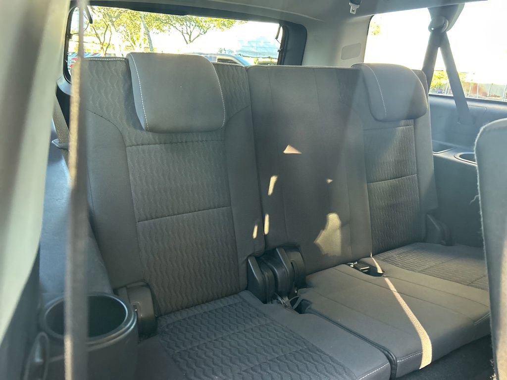 Used 2019 Chevrolet Suburban LS w/ Enhanced Driver Alert Package image 24