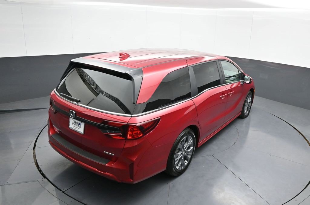 Certified 2025 Honda Odyssey Touring image 41