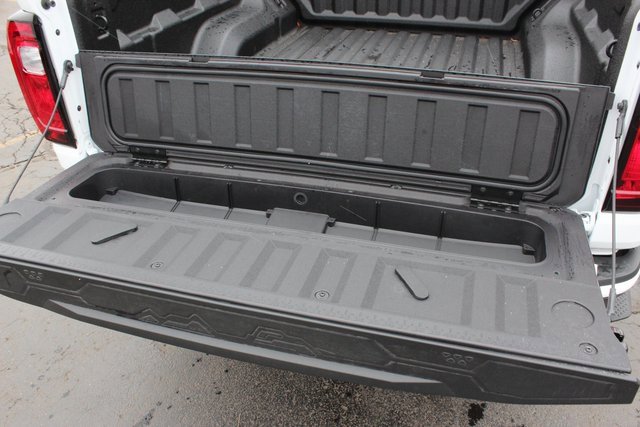 New 2025 GMC Canyon Elevation w/ Convenience Package image 48