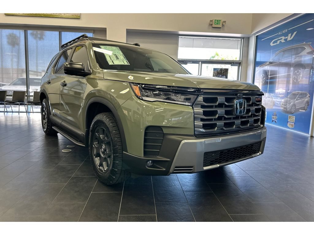 New 2026 Honda Pilot TrailSport image 2