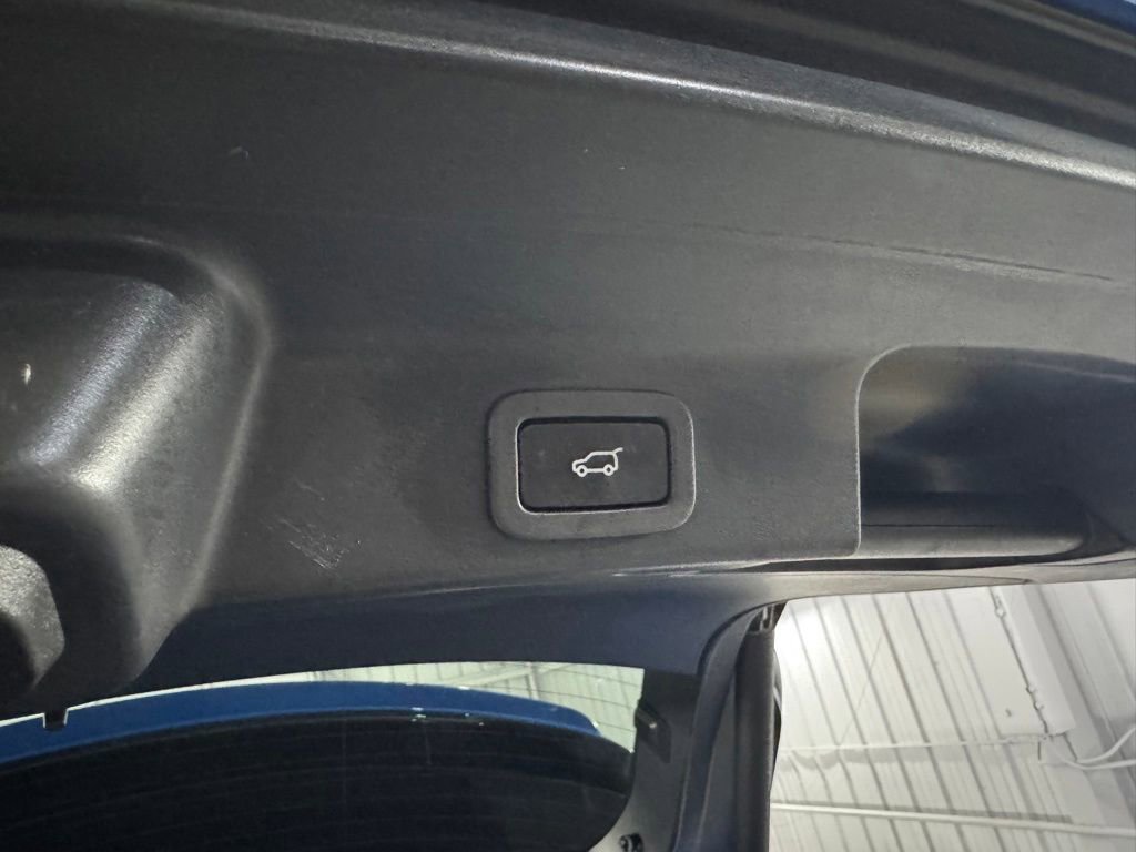 Used 2020 Jaguar F-PACE SVR AWD/4WD image 55