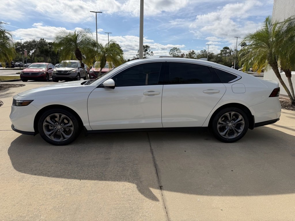 Certified 2024 Honda Accord EX image 7