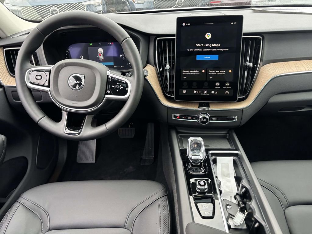 New 2026 Volvo XC60 B5 Plus w/ Protection Package Premier image 27